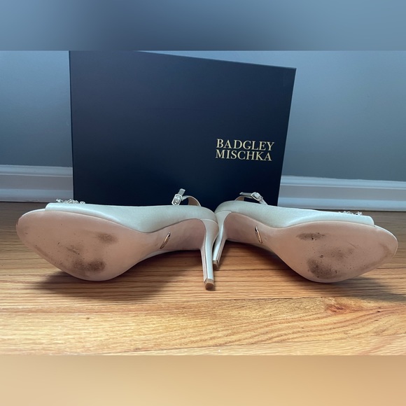 Badgley Mischka Kali Heels White Ivory Satin with Jewels - Evening Wedding Sz 5 - Picture 11 of 16